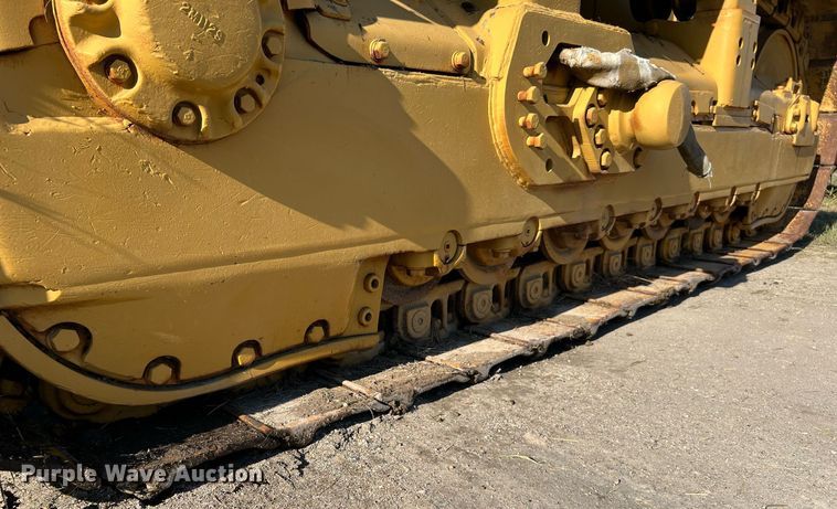 image for item DM2006 1978 Caterpillar D9H  dozer