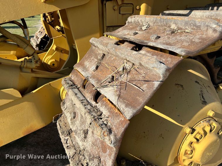 image for item DM2006 1978 Caterpillar D9H  dozer