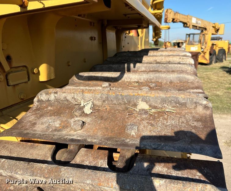 image for item DM2006 1978 Caterpillar D9H  dozer