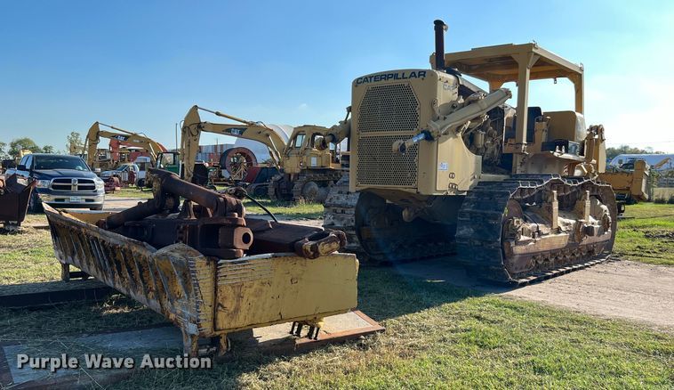 image for item DM2007 Caterpillar D9G  dozer