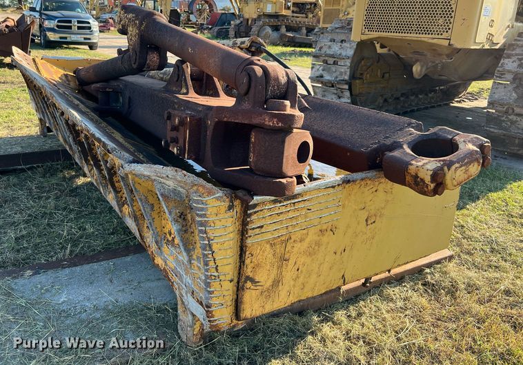 image for item DM2007 Caterpillar D9G  dozer
