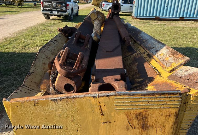 image for item DM2007 Caterpillar D9G  dozer