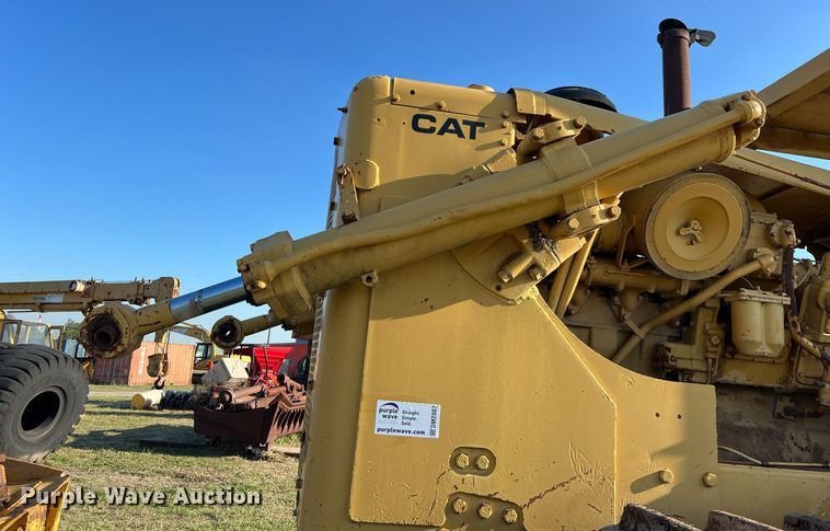 image for item DM2007 Caterpillar D9G  dozer