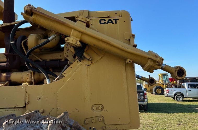 image for item DM2007 Caterpillar D9G  dozer