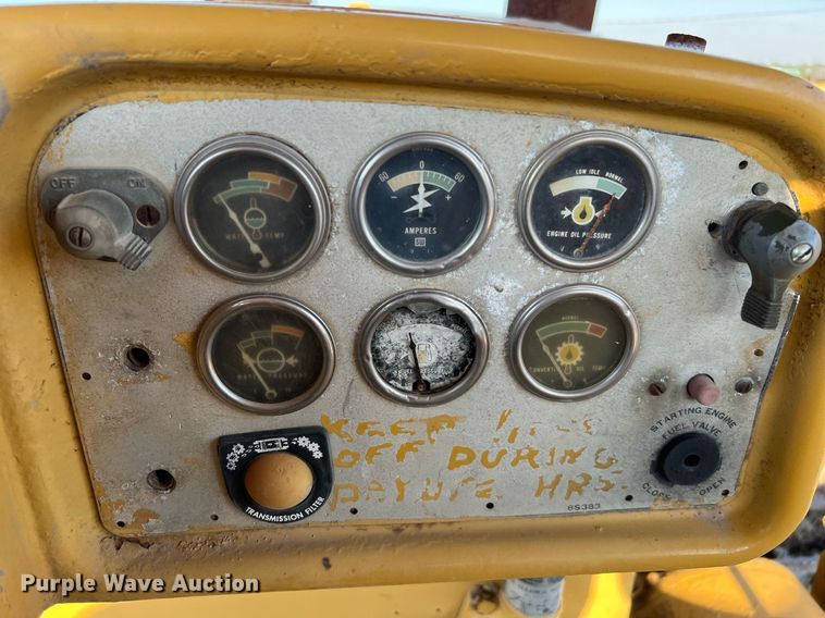 image for item DM2007 Caterpillar D9G  dozer