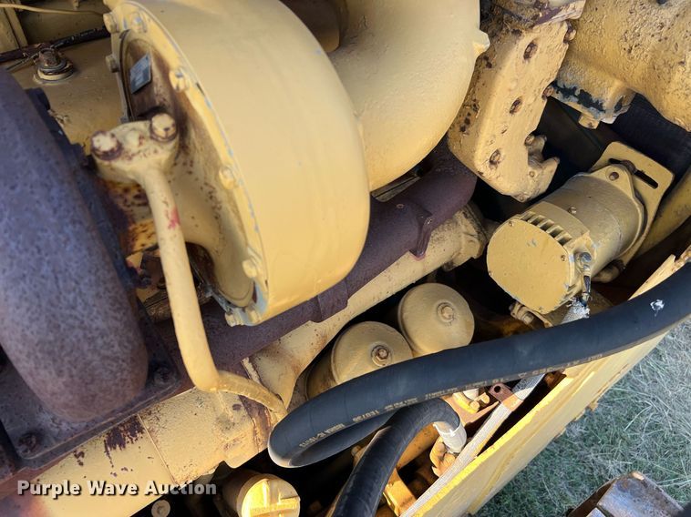 image for item DM2007 Caterpillar D9G  dozer