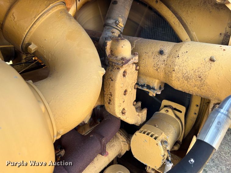 image for item DM2007 Caterpillar D9G  dozer