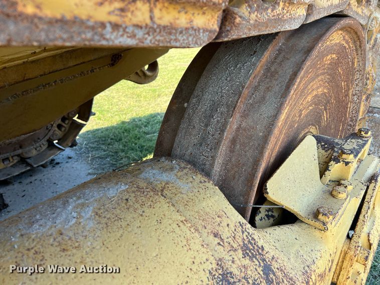 image for item DM2007 Caterpillar D9G  dozer