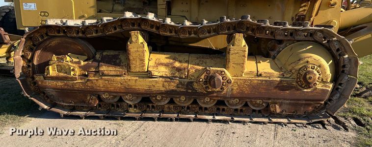 image for item DM2007 Caterpillar D9G  dozer
