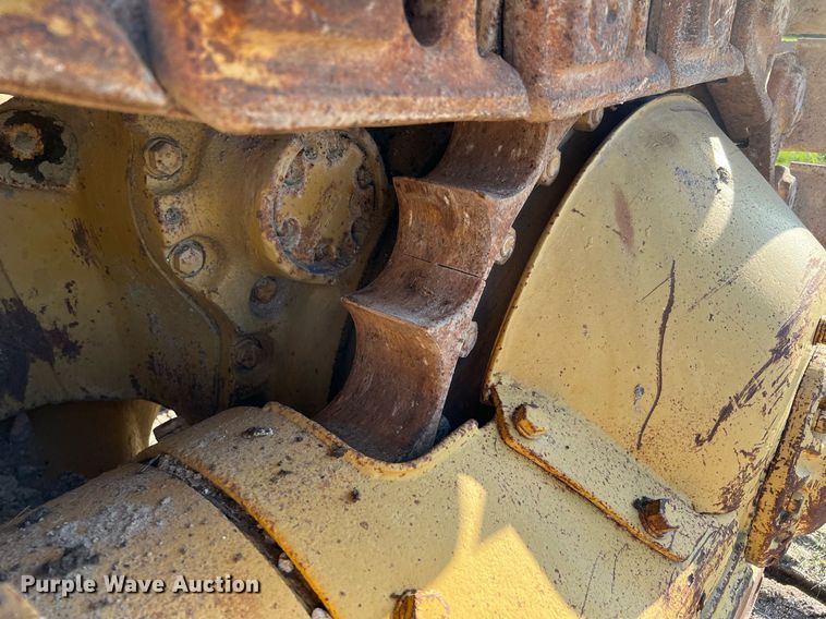 image for item DM2007 Caterpillar D9G  dozer