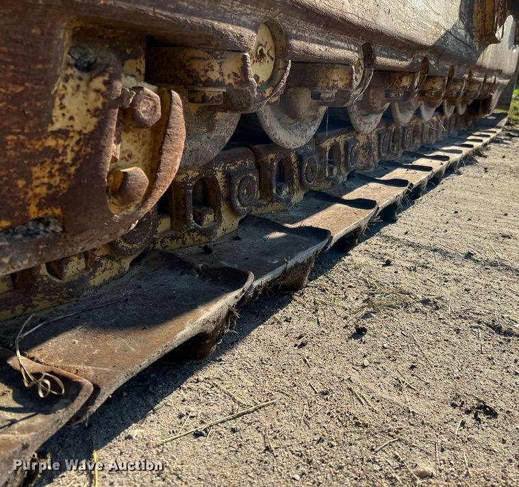 image for item DM2007 Caterpillar D9G  dozer