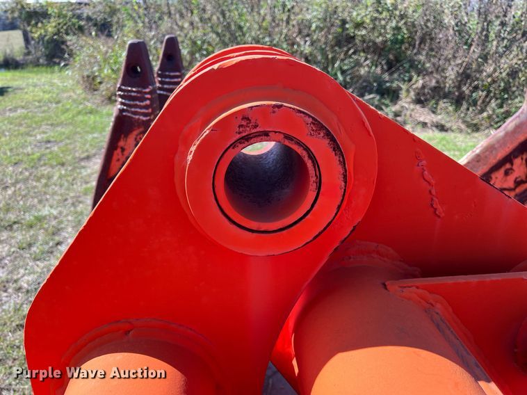 image for item DM2008 Pemberton 6990 JD200D1  excavator grapple