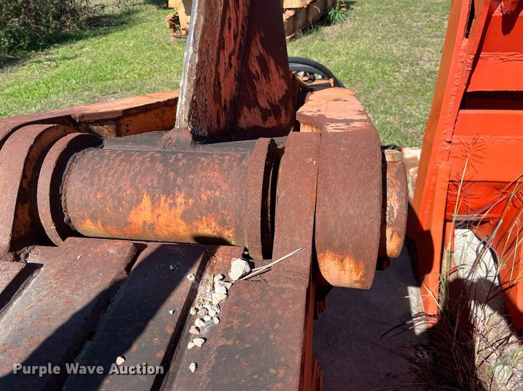 image for item DM2009 Pemberton  excavator wood shear