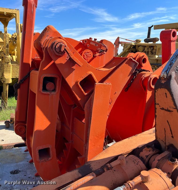 image for item DM2010 Pemberton Cat225X CP  excavator grapple