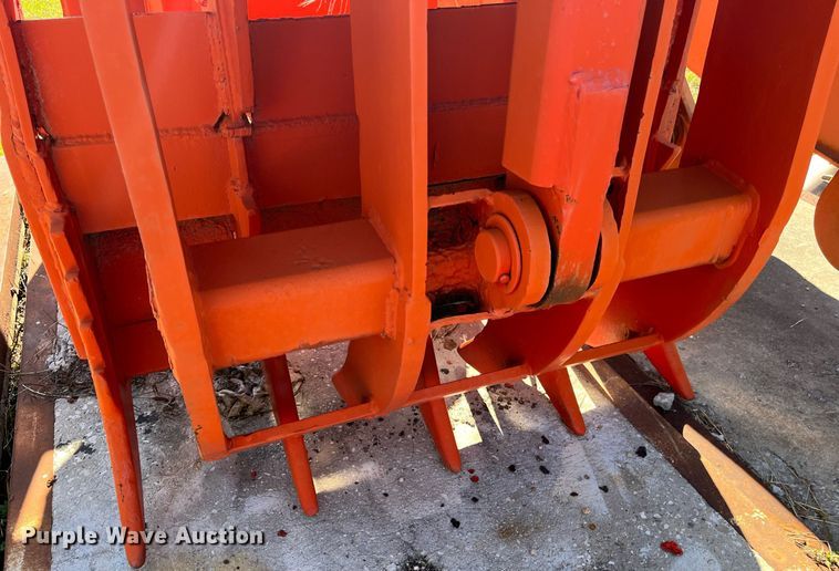 image for item DM2010 Pemberton Cat225X CP  excavator grapple