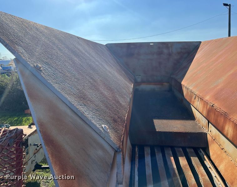 image for item DM2011 Cedarapids 801XT  crusher