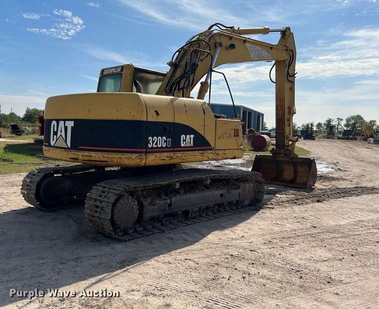 image for item DM2015 2000 Caterpillar 320CU  excavator