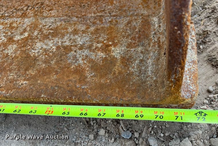 image for item DM2015 2000 Caterpillar 320CU  excavator