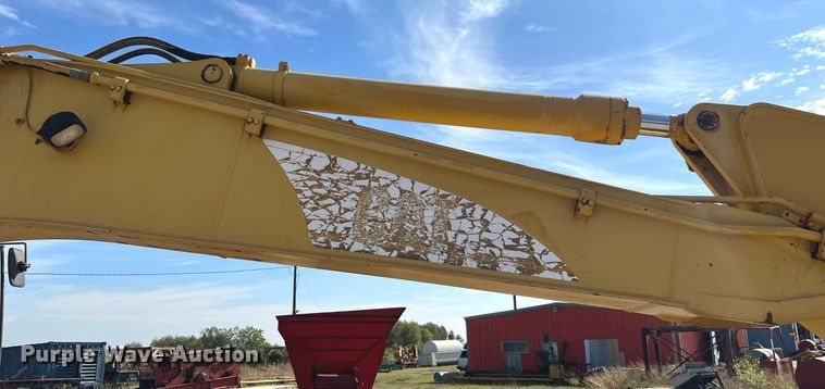 image for item DM2015 2000 Caterpillar 320CU  excavator