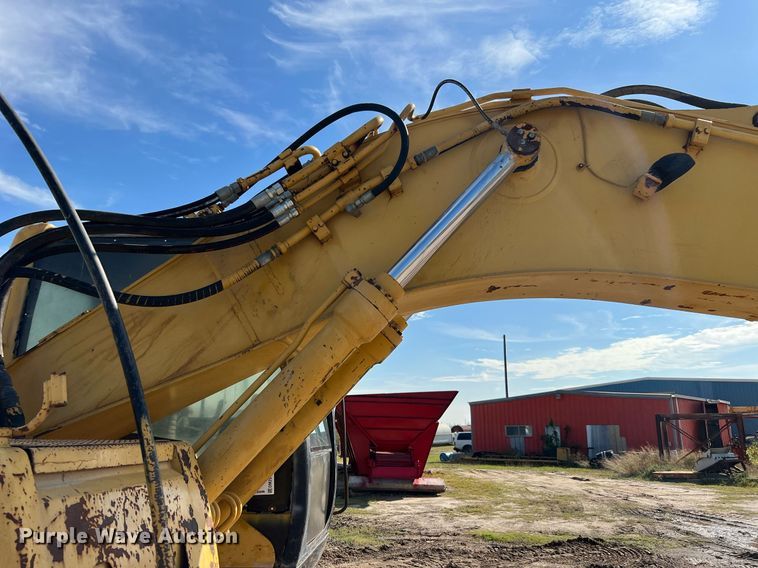 image for item DM2015 2000 Caterpillar 320CU  excavator