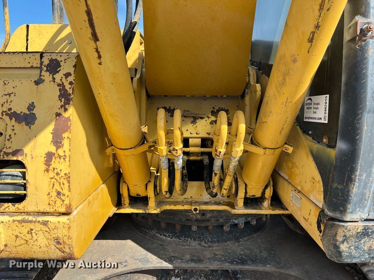image for item DM2015 2000 Caterpillar 320CU  excavator