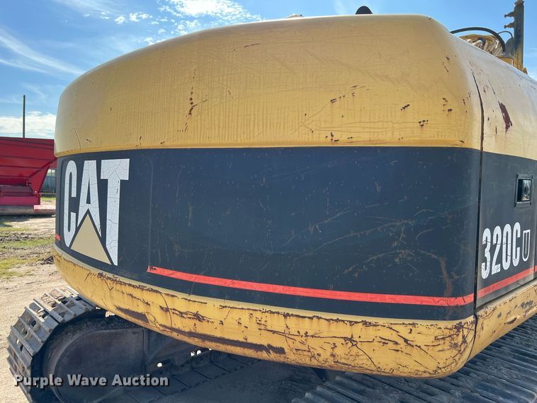 image for item DM2015 2000 Caterpillar 320CU  excavator