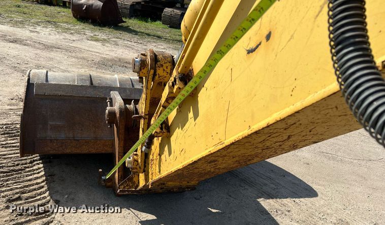 image for item DM2015 2000 Caterpillar 320CU  excavator