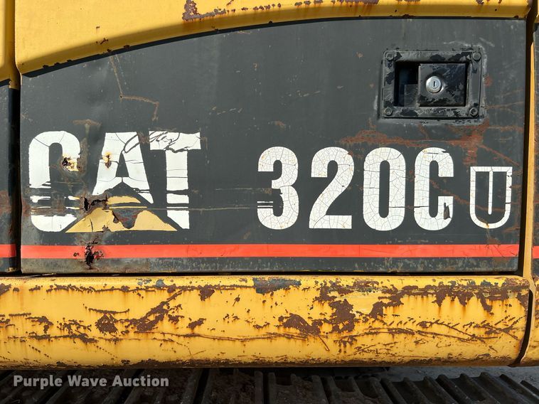 image for item DM2015 2000 Caterpillar 320CU  excavator