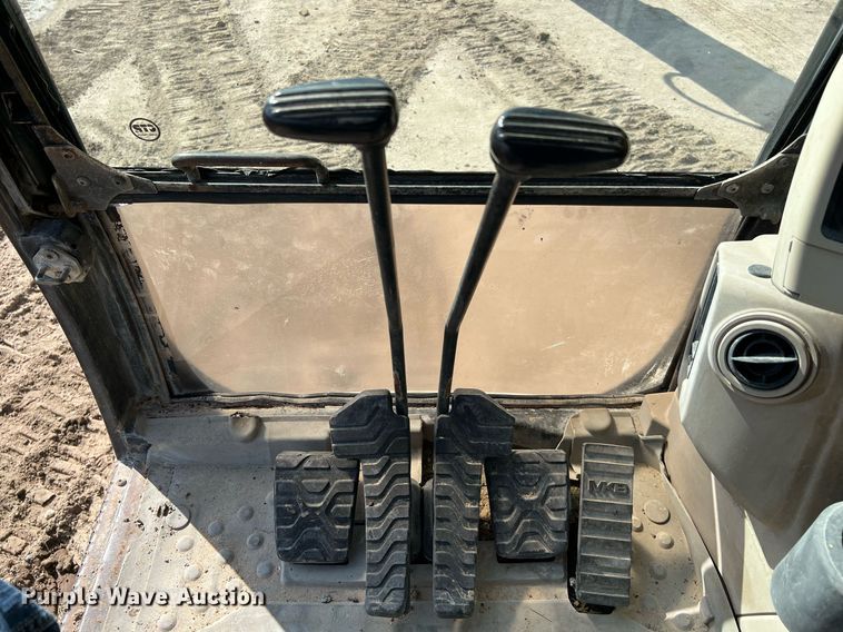 image for item DM2015 2000 Caterpillar 320CU  excavator