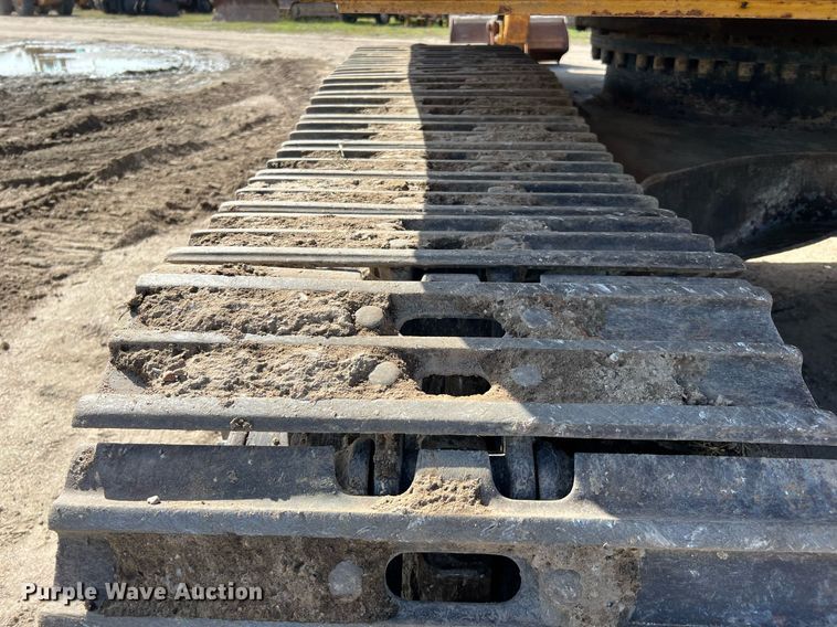 image for item DM2015 2000 Caterpillar 320CU  excavator