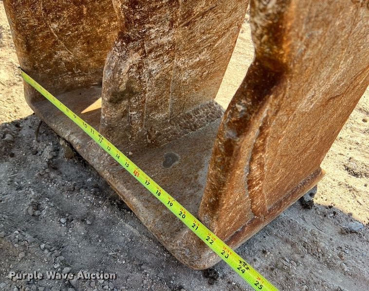 image for item DM2016 2007 Hitachi Zaxis 350LC-3  excavator