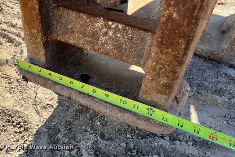 image for item DM2016 2007 Hitachi Zaxis 350LC-3  excavator