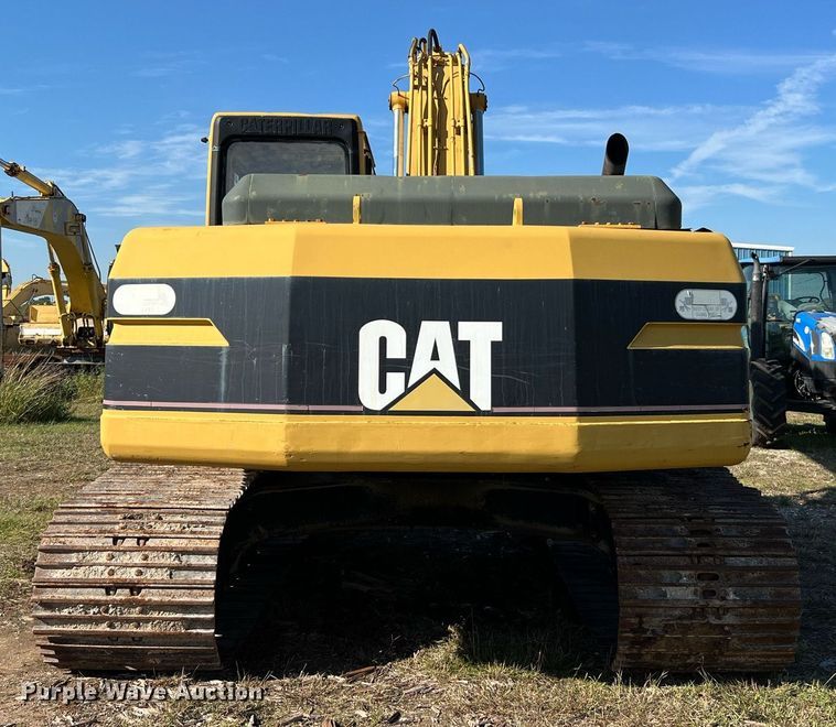 image for item DM2017 1995 Caterpillar 322L  excavator