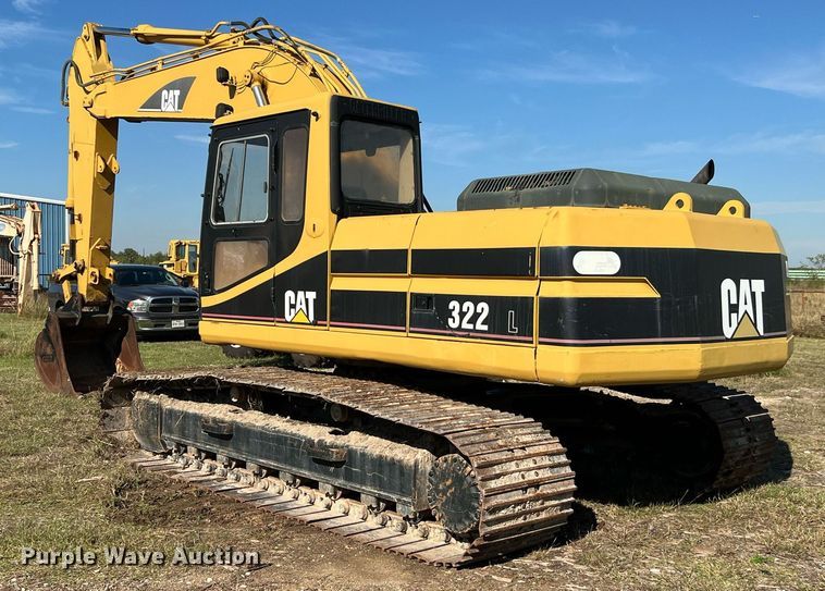 image for item DM2017 1995 Caterpillar 322L  excavator