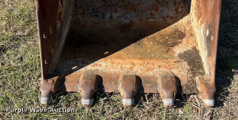 image for item DM2017 1995 Caterpillar 322L  excavator