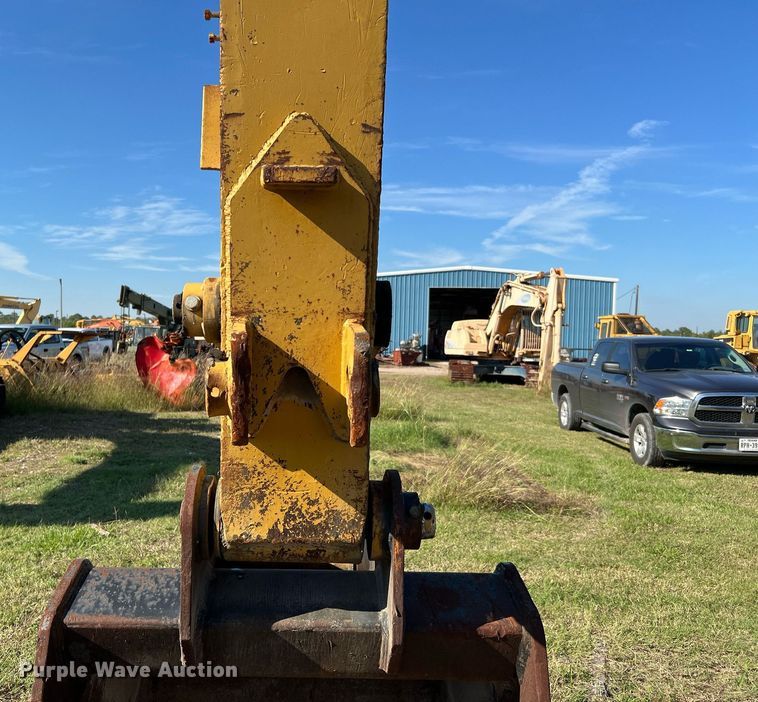 image for item DM2017 1995 Caterpillar 322L  excavator