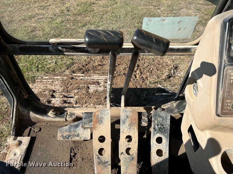 image for item DM2017 1995 Caterpillar 322L  excavator