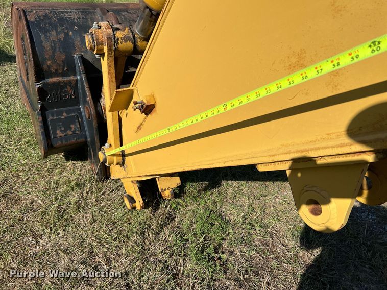 image for item DM2017 1995 Caterpillar 322L  excavator