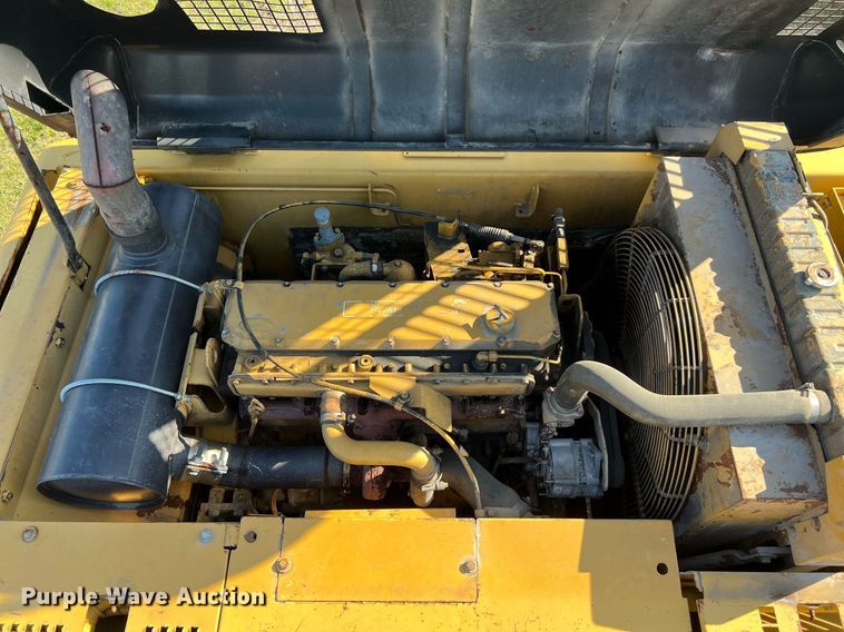 image for item DM2017 1995 Caterpillar 322L  excavator
