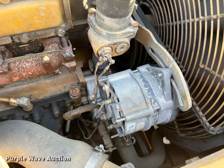 image for item DM2017 1995 Caterpillar 322L  excavator