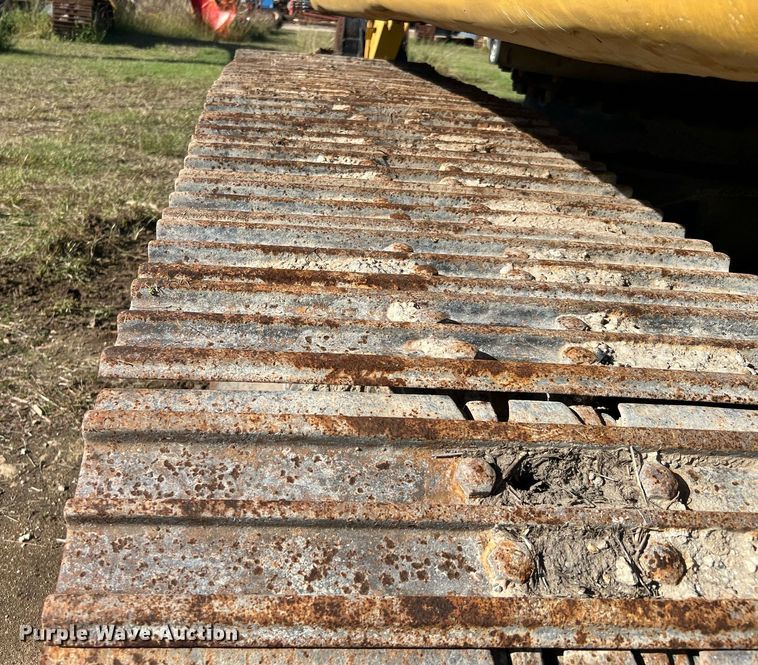 image for item DM2017 1995 Caterpillar 322L  excavator