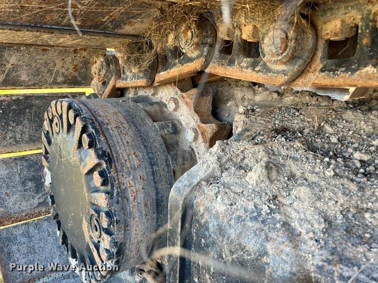 image for item DM2017 1995 Caterpillar 322L  excavator