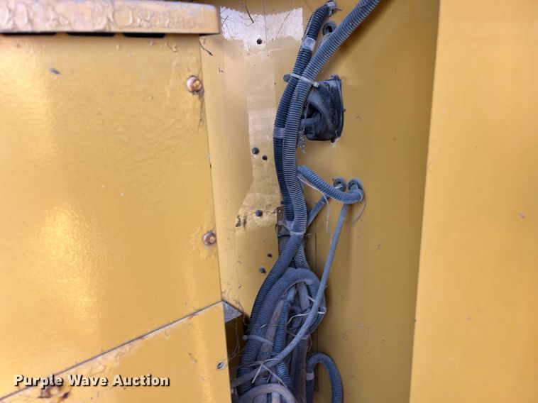 image for item DM2020 Caterpillar  generator