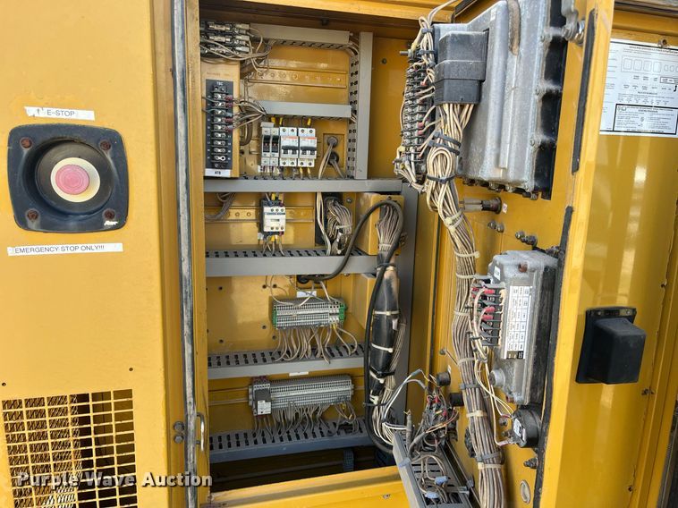 image for item DM2020 Caterpillar  generator