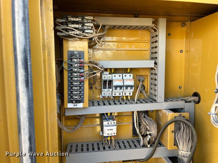 image for item DM2020 Caterpillar  generator