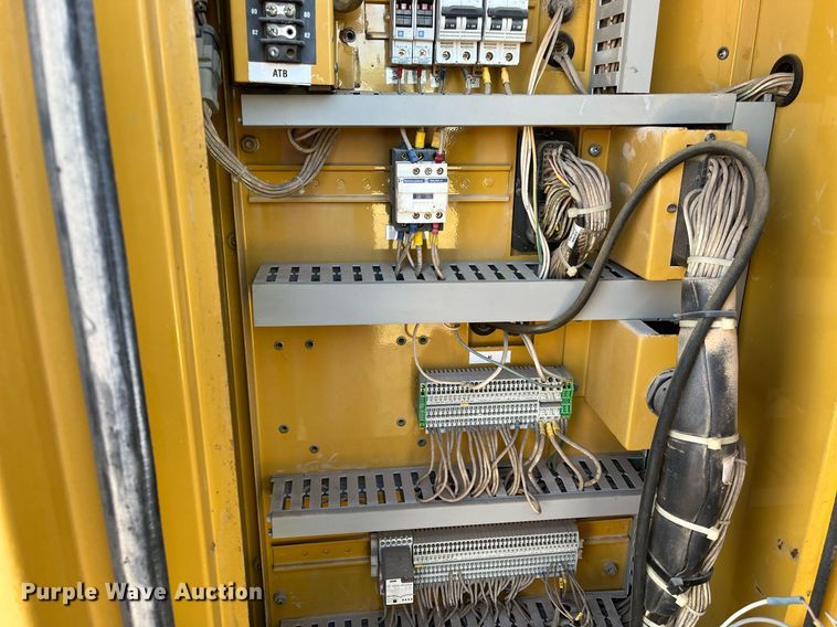 image for item DM2020 Caterpillar  generator