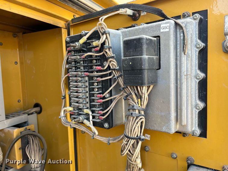 image for item DM2020 Caterpillar  generator