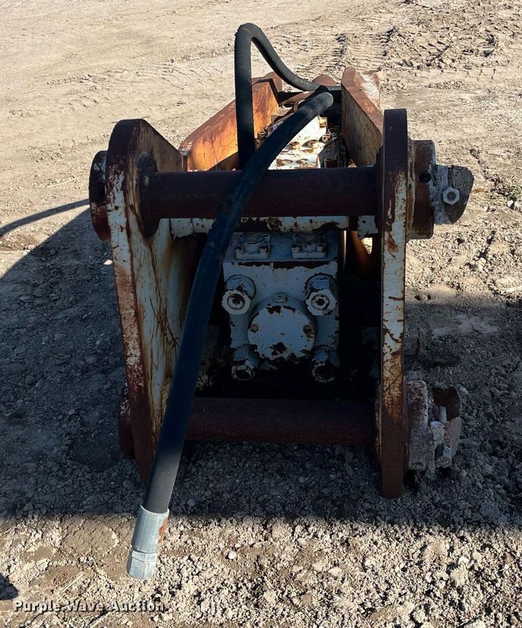 image for item DM2022 Okada 316  breaker