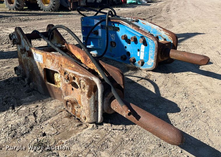 image for item DM2022 Okada 316  breaker