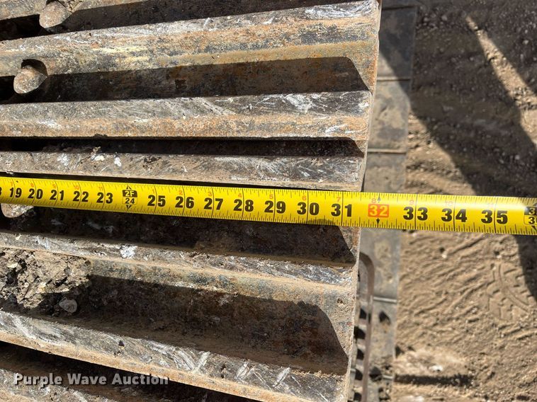 image for item DM2023 2012 Case CX210C  excavator